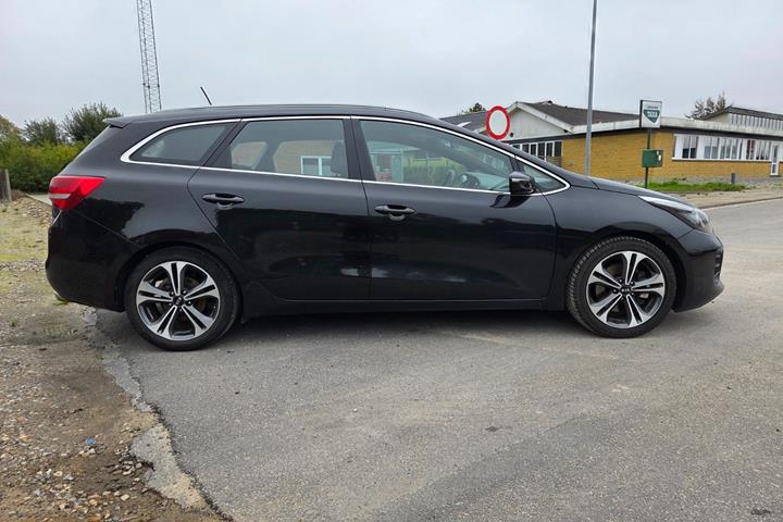 Sort Kia Ceed fra 2016