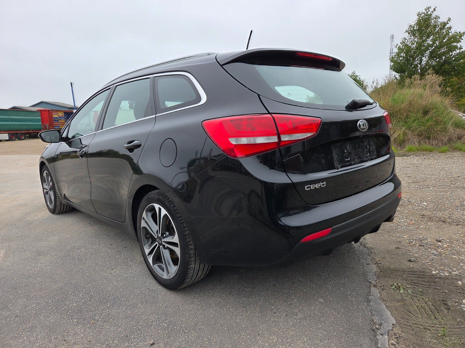 Sort Kia Ceed fra 2016