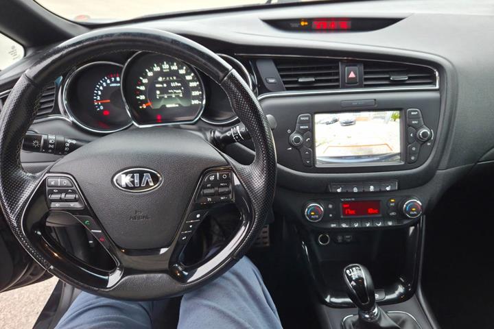 Sort Kia Ceed fra 2016