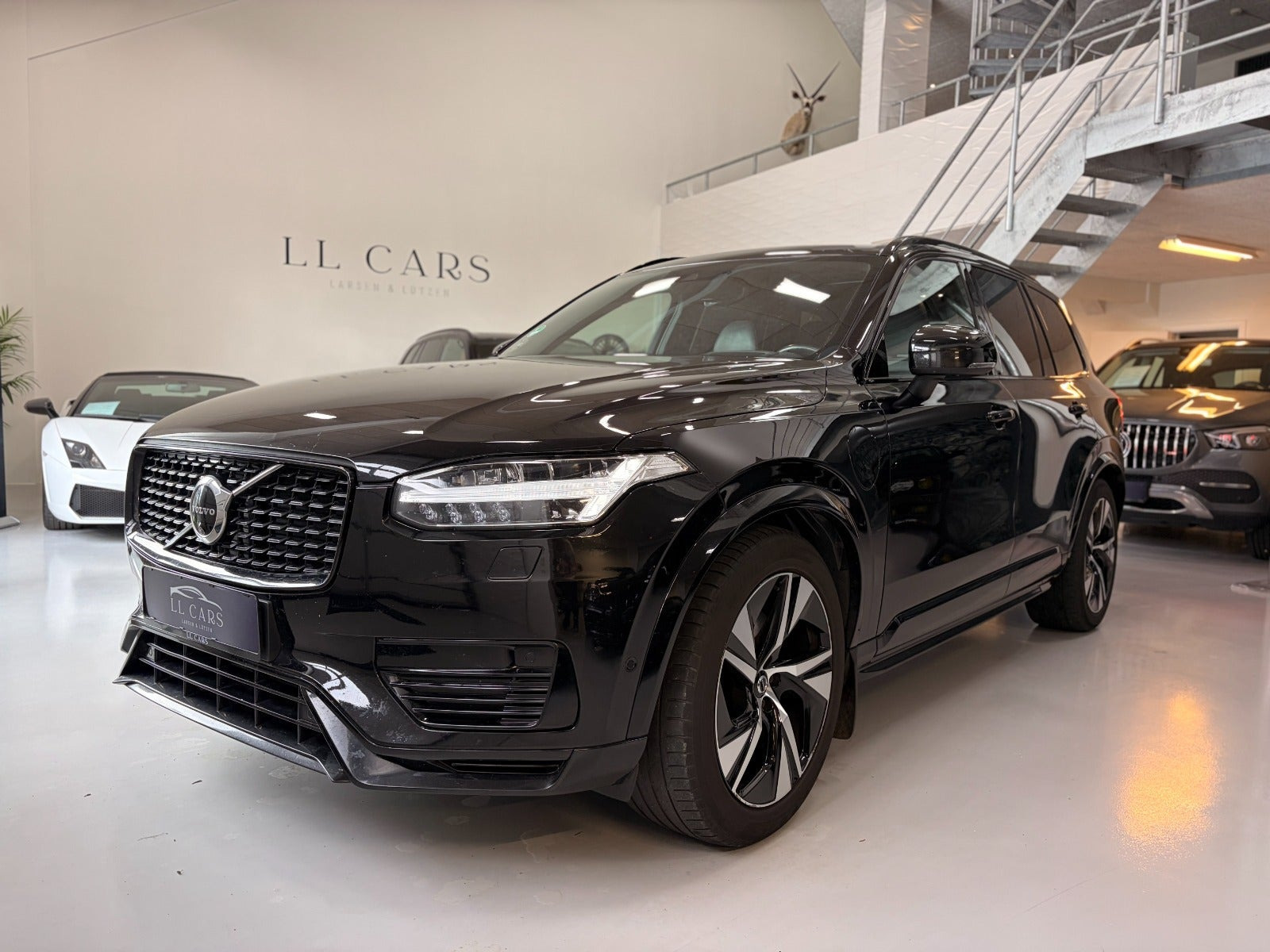 Volvo XC90 2,0 T8 ReCharge R-Design aut. AWD 7prs