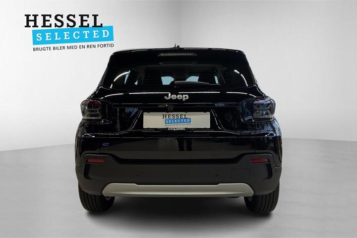 Hvid Jeep Avenger fra 2025