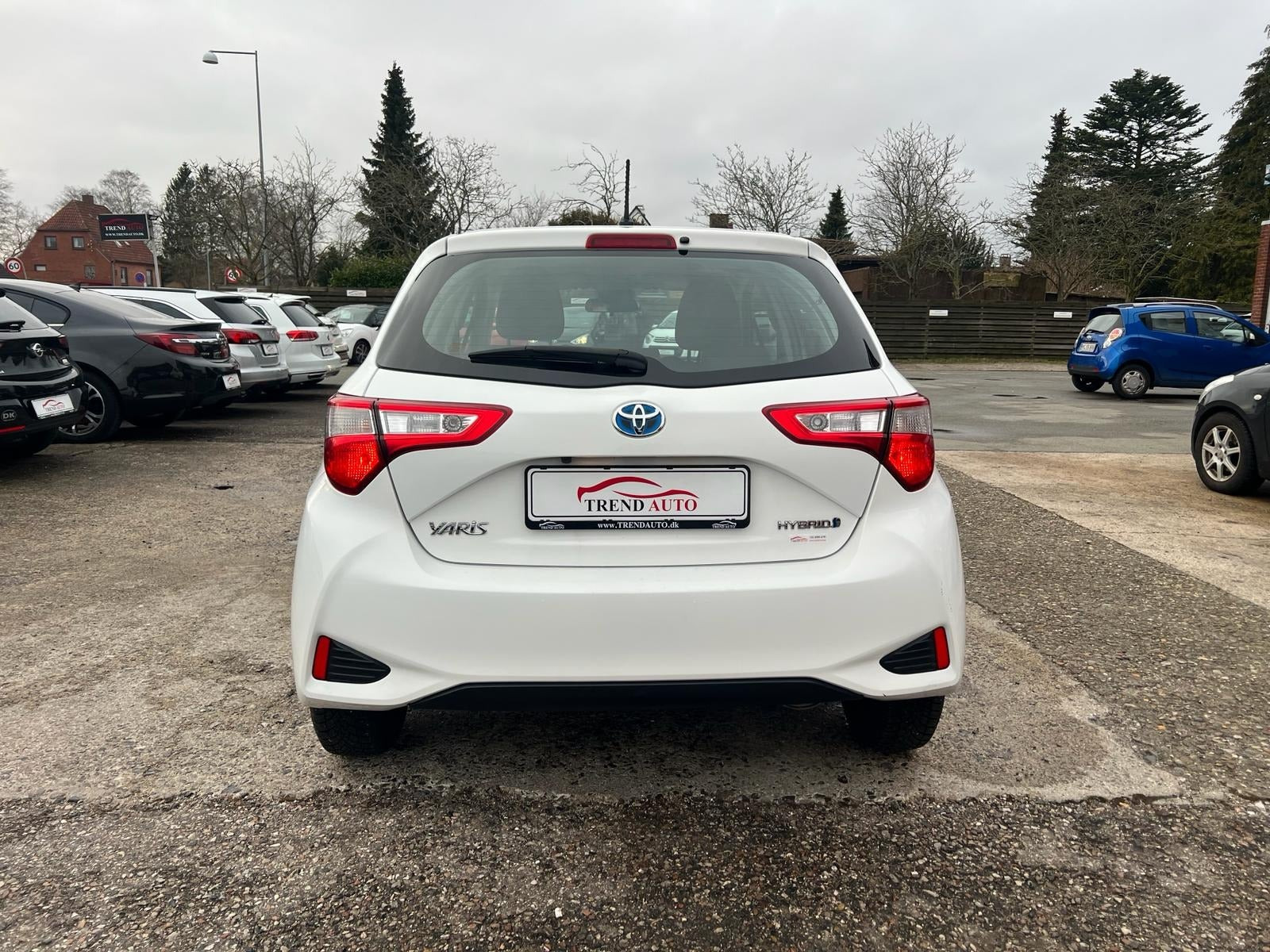 Hvid Toyota Yaris fra 2018