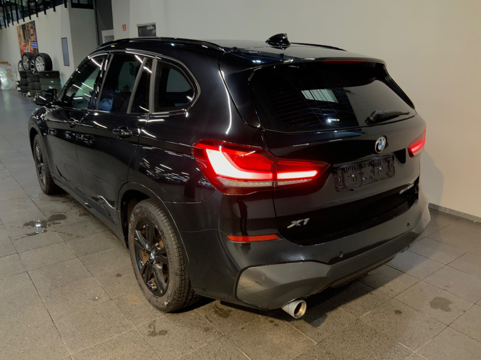 Sort BMW X1 fra 2021