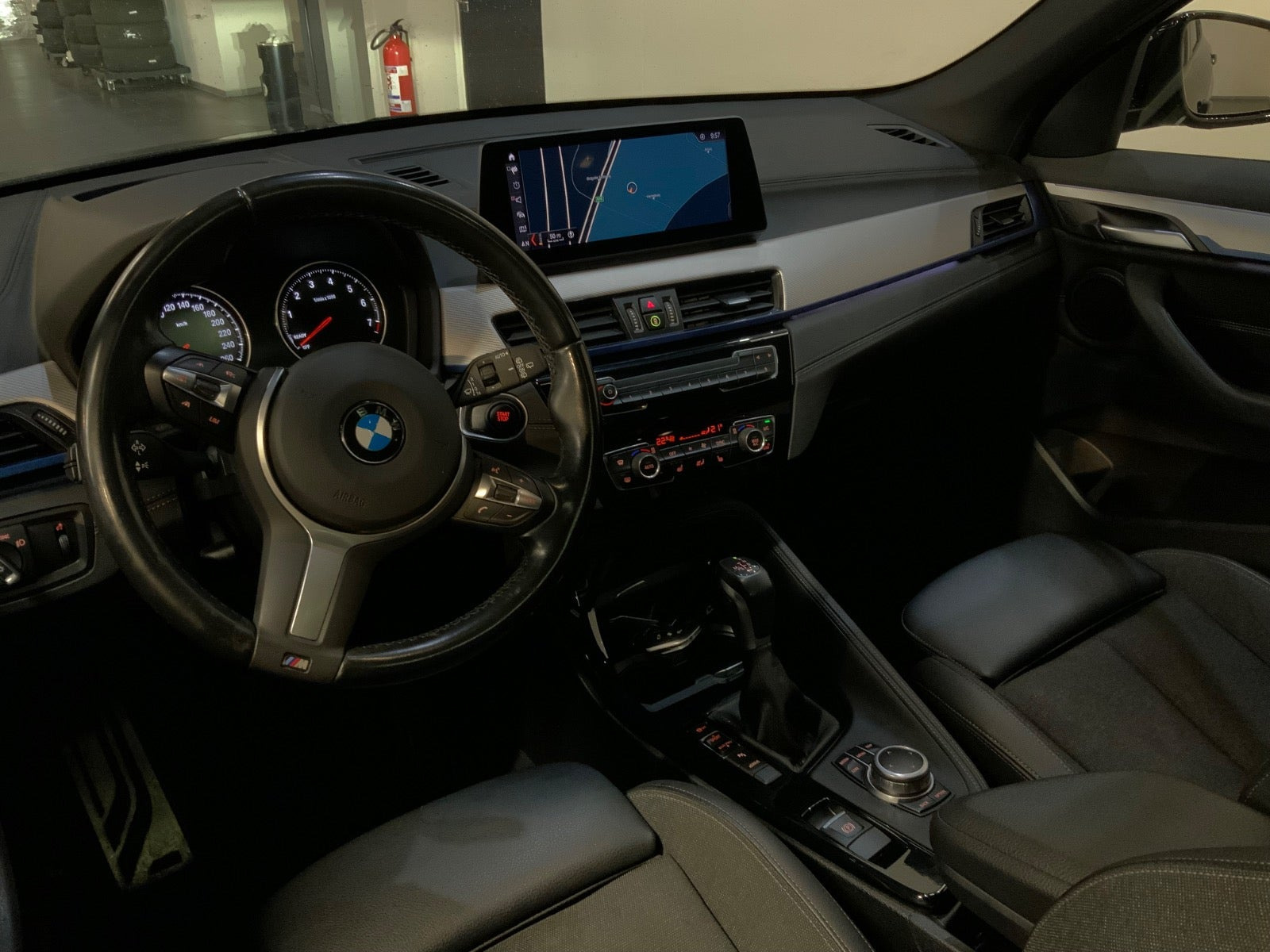Sort BMW X1 fra 2021