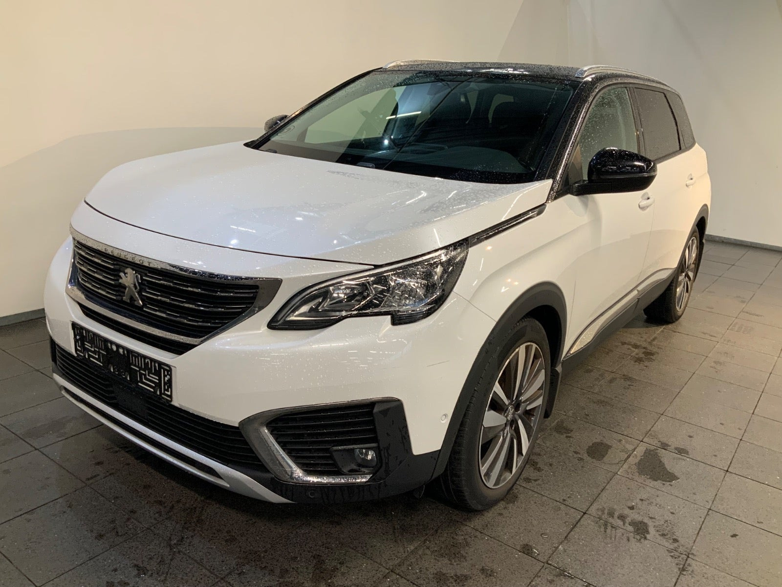 Peugeot 5008 1,2 PureTech 130 Allure 7prs