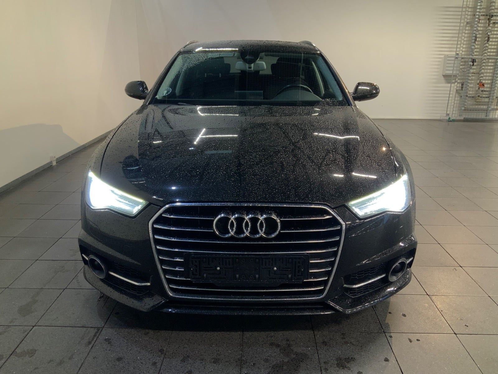 Sort Audi A6 fra 2016