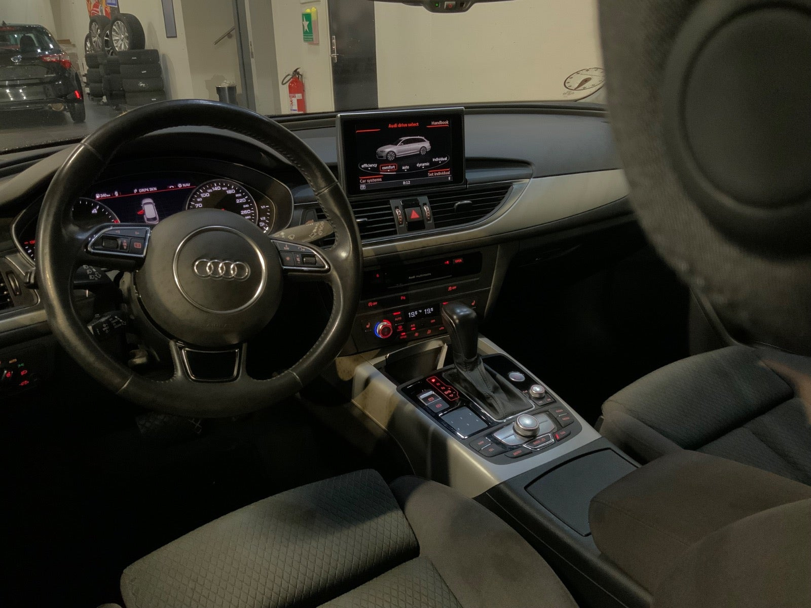 Sort Audi A6 fra 2016