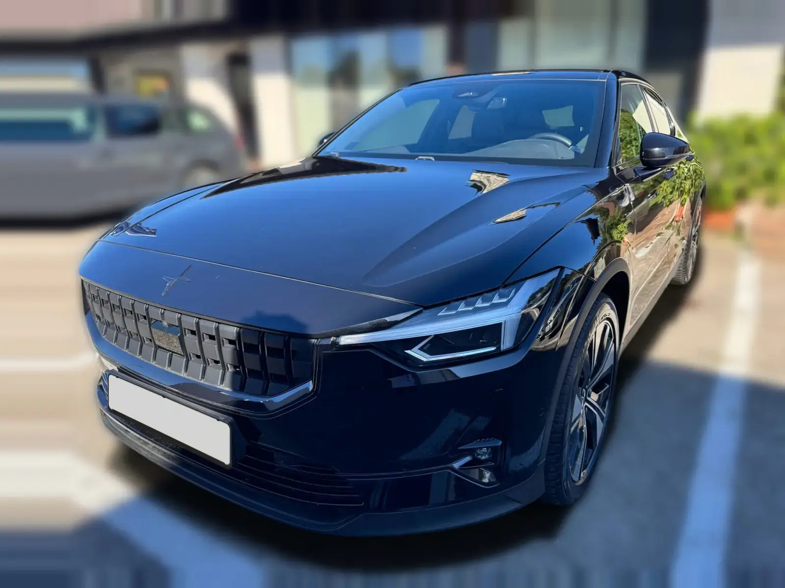 Sort Polestar 2 fra 2023