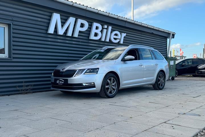Sølv Skoda Octavia fra 2020