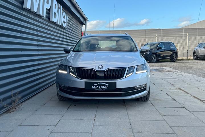 Sølv Skoda Octavia fra 2020
