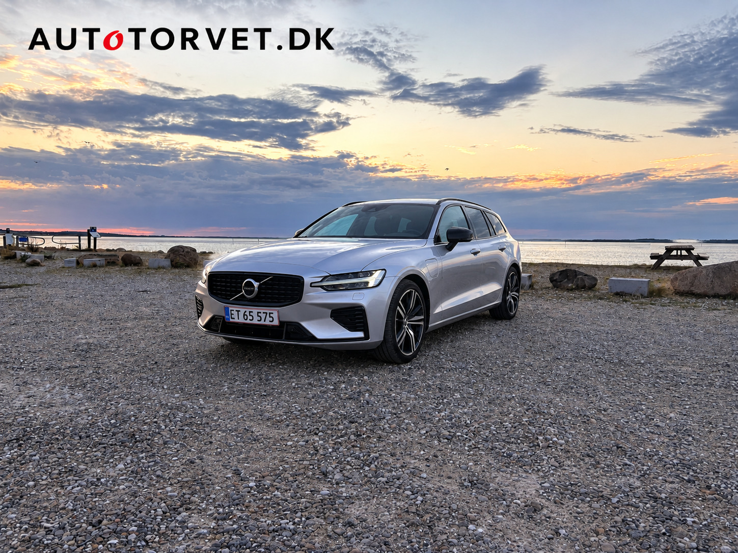 Volvo V60 2,0 T6 ReCharge R-Design aut. AWD