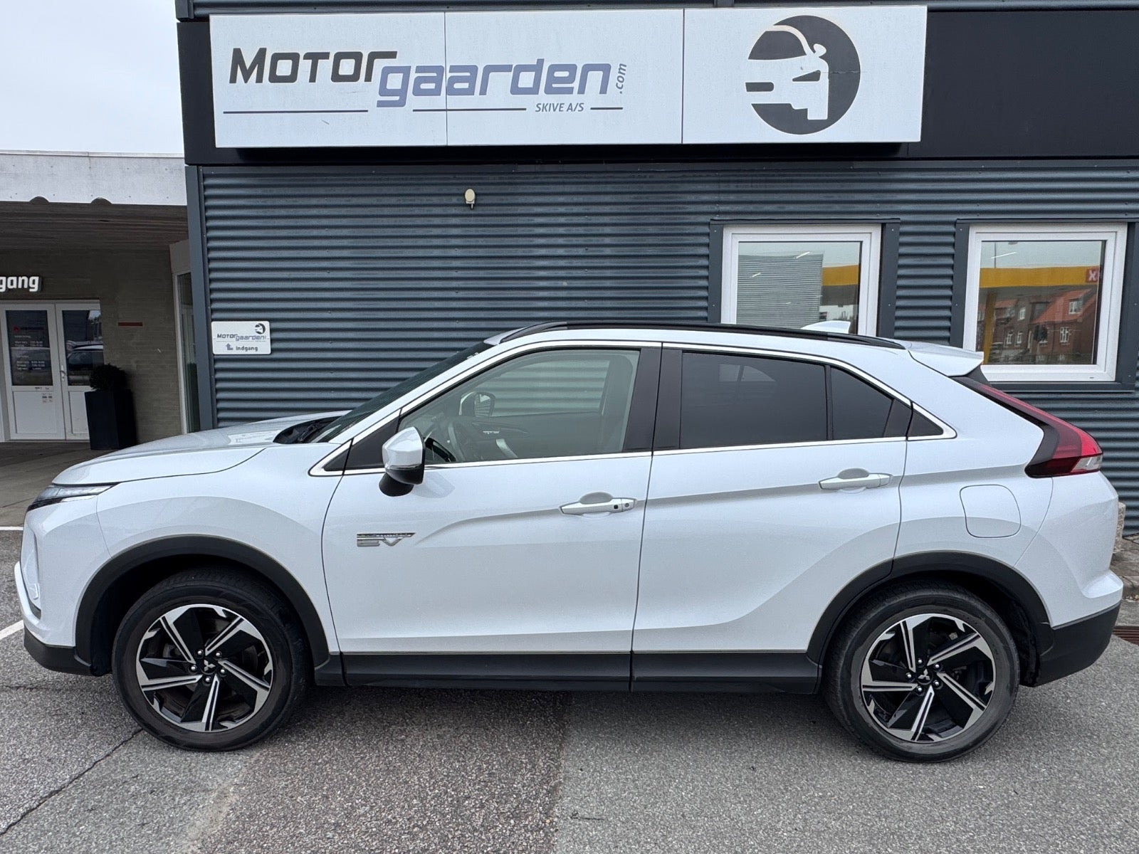 Hvid Mitsubishi Eclipse Cross fra 2021