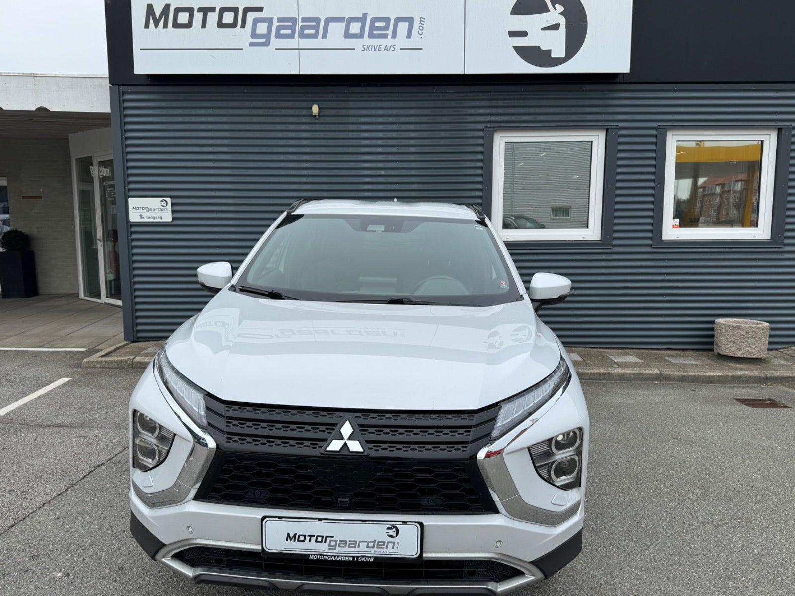 Hvid Mitsubishi Eclipse Cross fra 2021