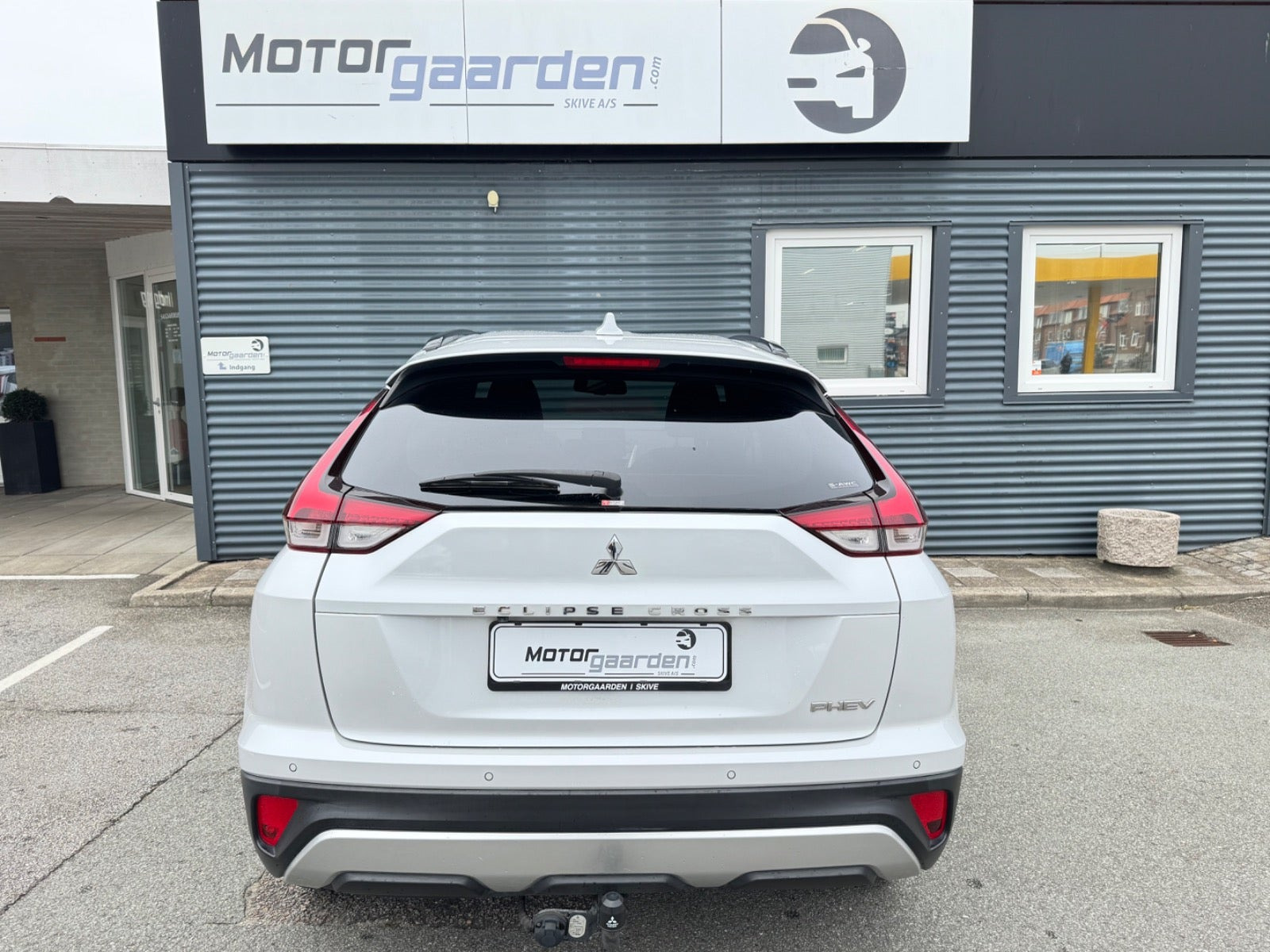 Hvid Mitsubishi Eclipse Cross fra 2021