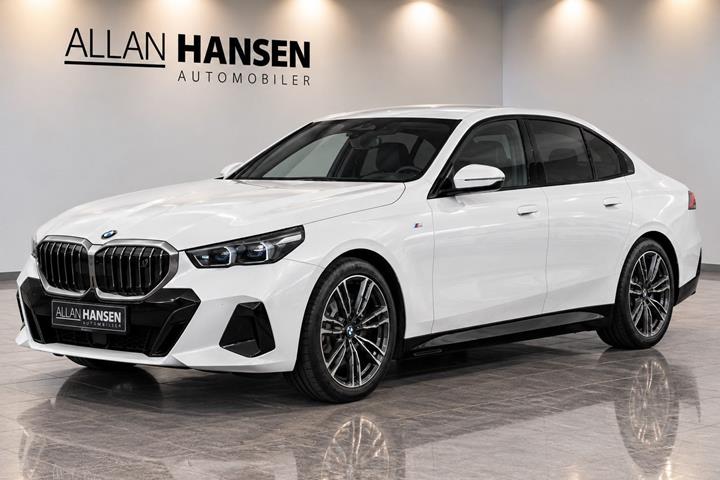 Hvid BMW i5 fra 2026