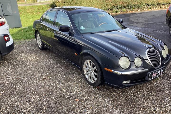 undefined Jaguar S-Type fra 2001