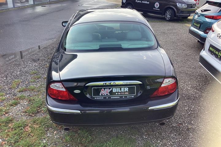 undefined Jaguar S-Type fra 2001