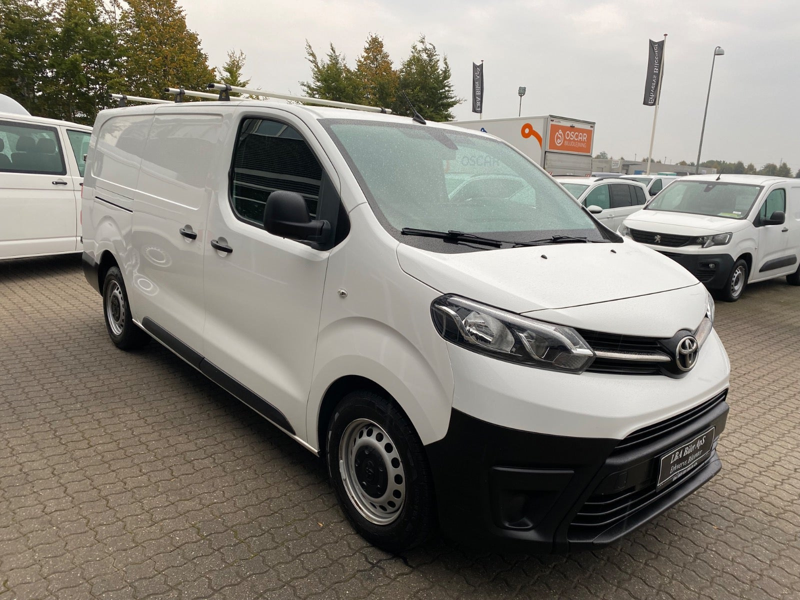 Hvid Toyota ProAce fra 2019