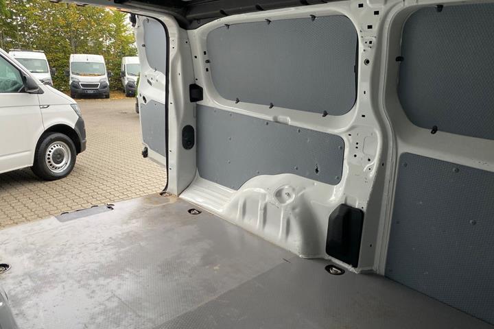 Hvid Toyota ProAce fra 2019