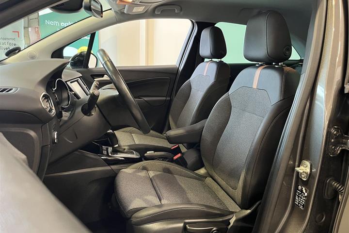 Sort Opel Crossland fra 2021