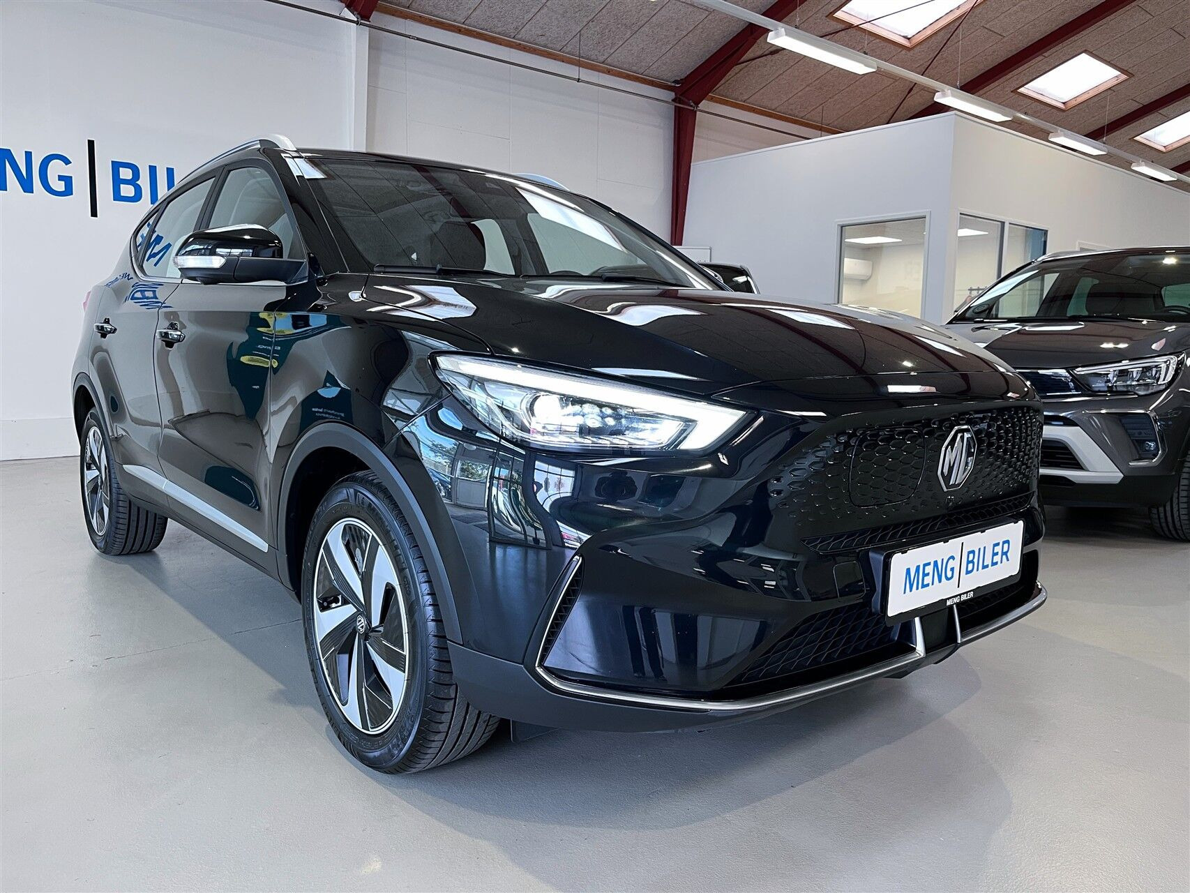 Sort MG ZS EV fra 2023