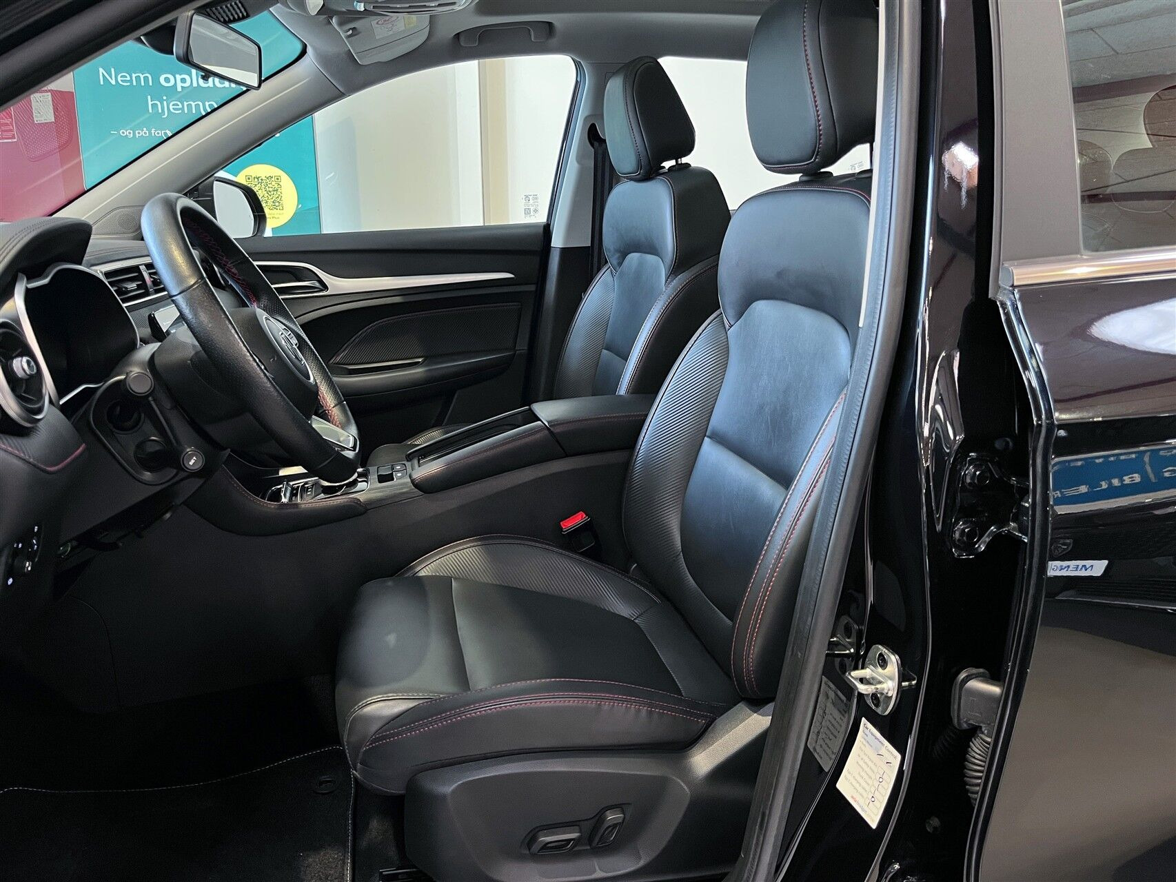 Sort MG ZS EV fra 2023