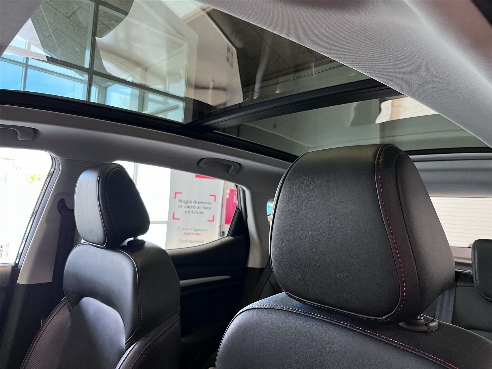 Sort MG ZS EV fra 2023