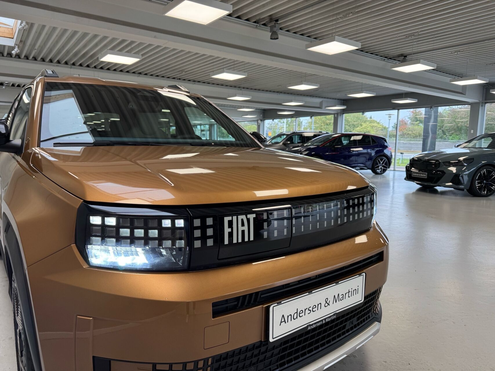 Brun Fiat Grande Panda fra 2025