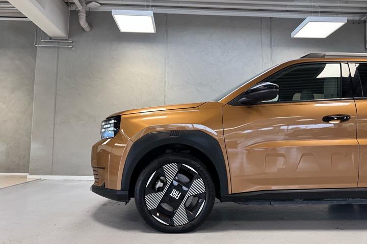 Brun Fiat Grande Panda fra 2025