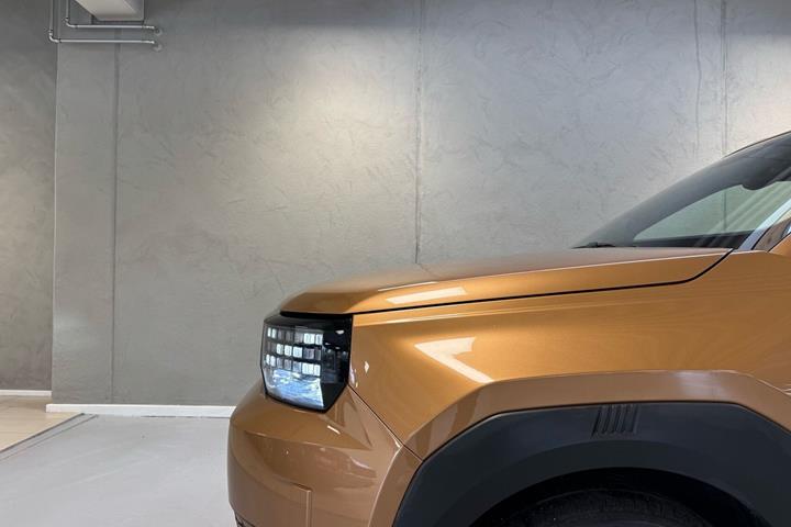 Brun Fiat Grande Panda fra 2025