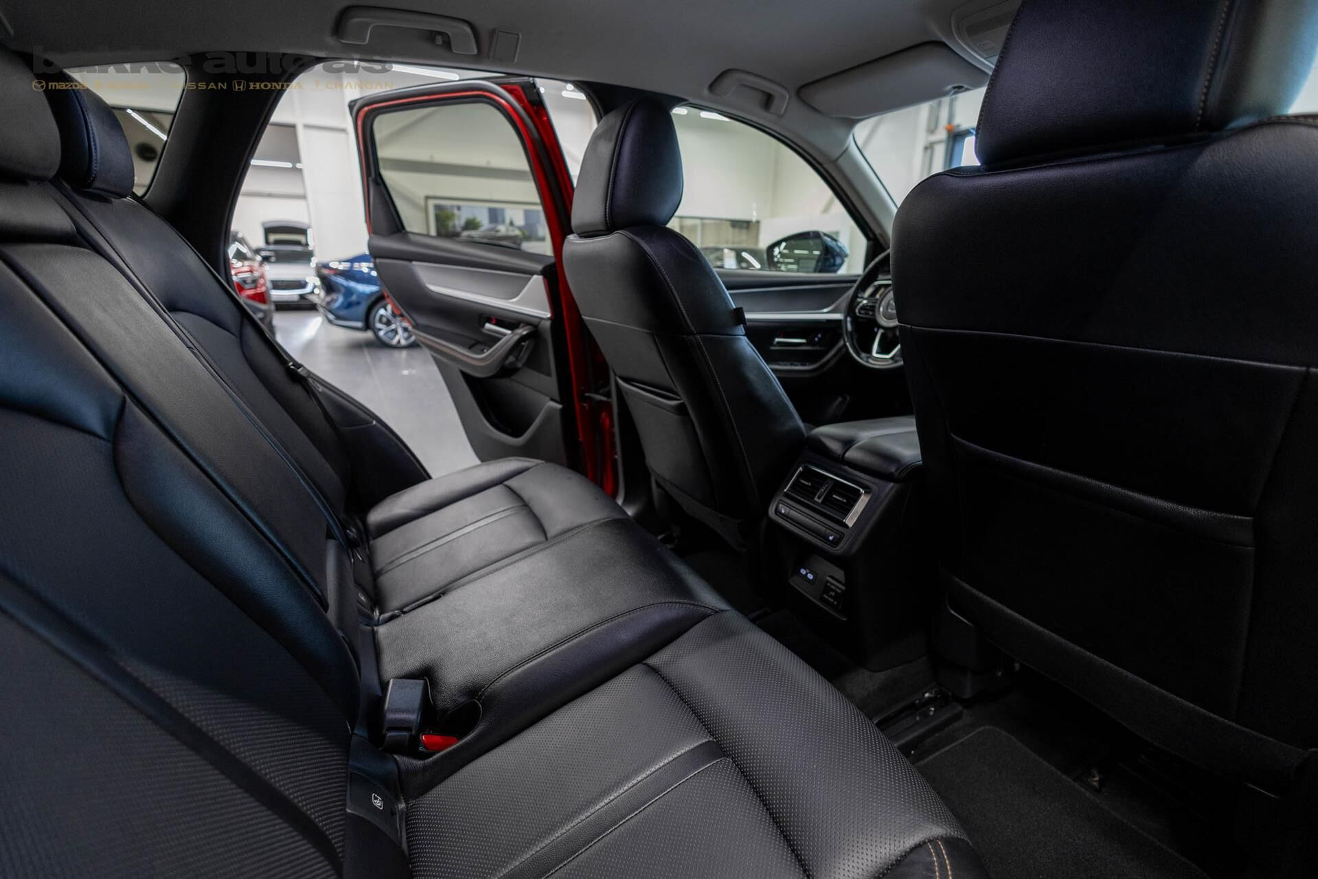 Rød Mazda CX-60 fra 2022