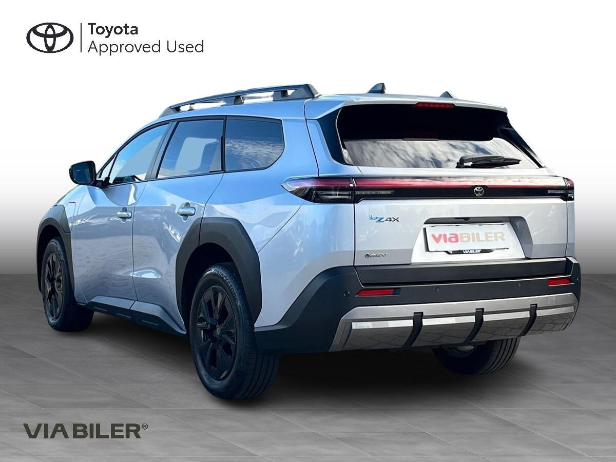 Grå Toyota bZ4X Touring fra 2026