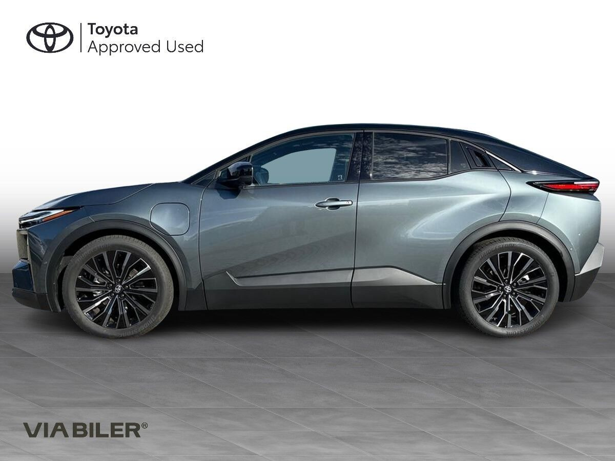 Sort Toyota C-HR+ fra 2026