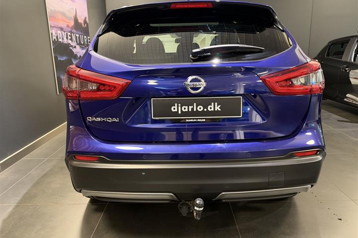 Blå Nissan Qashqai fra 2019