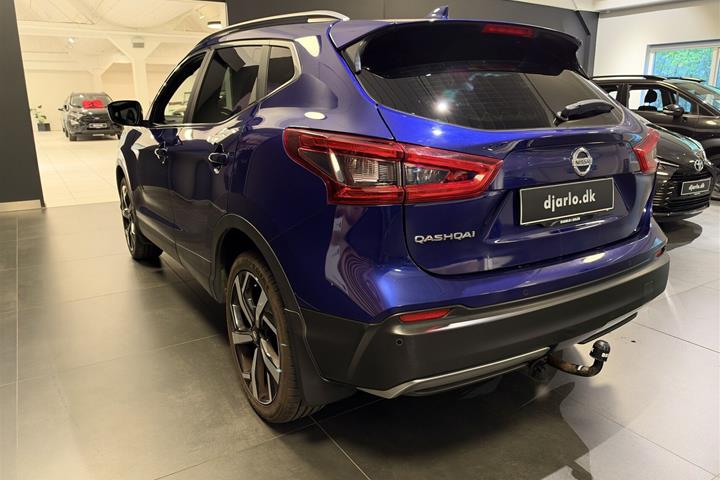 Blå Nissan Qashqai fra 2019