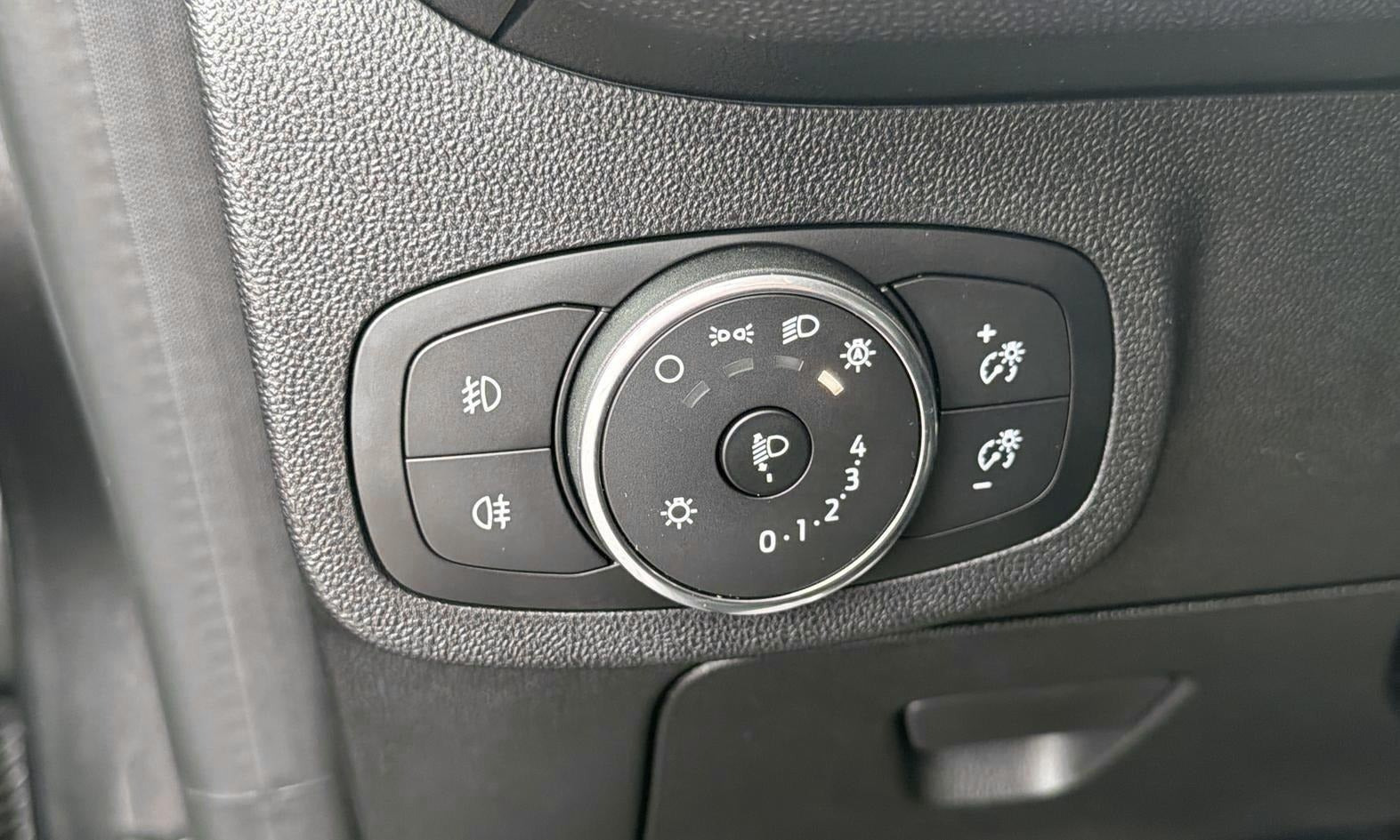 Grå Ford Fiesta fra 2018
