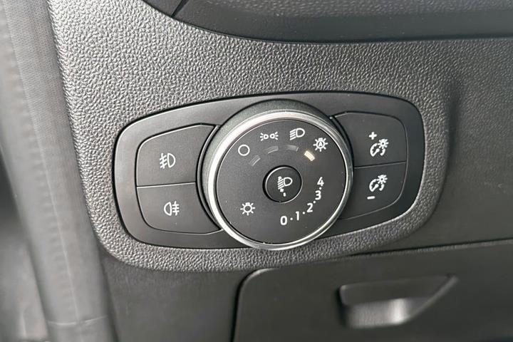 Grå Ford Fiesta fra 2018