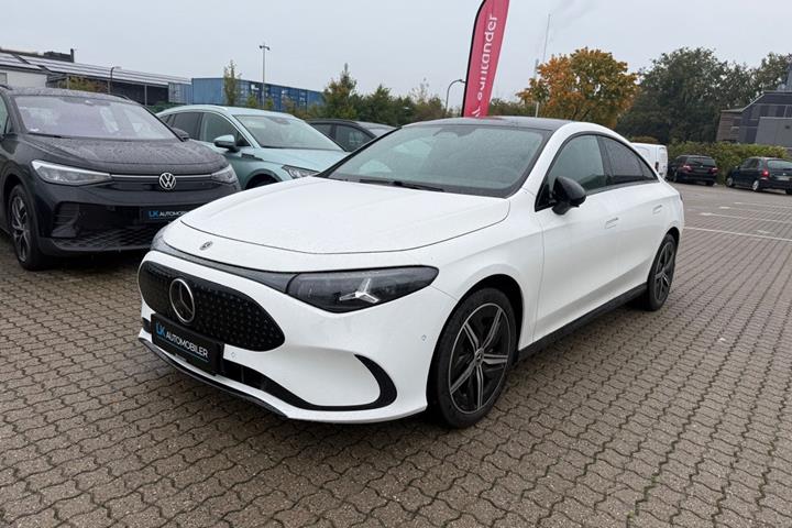 Hvid Mercedes CLA250+ fra 2026