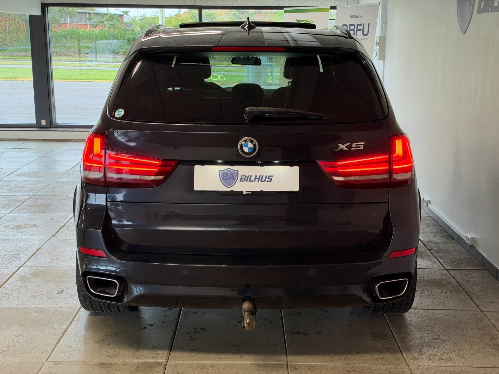 Sort BMW X5 fra 2013