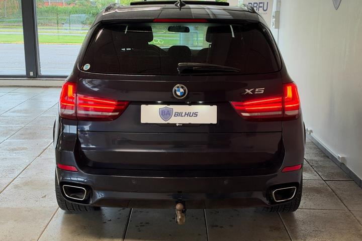 Sort BMW X5 fra 2013