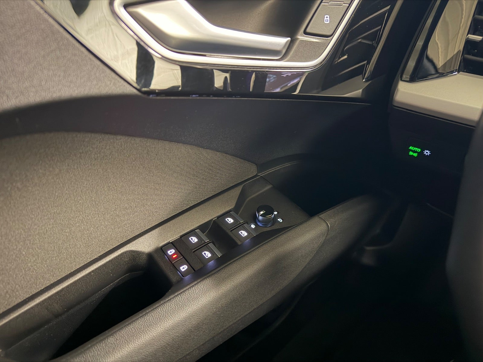 Sort Audi Q4 e-tron fra 2022