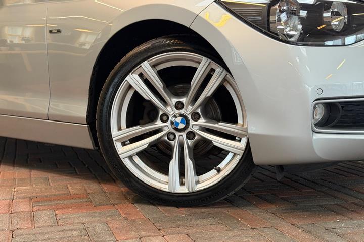 undefined BMW 116i fra 2012
