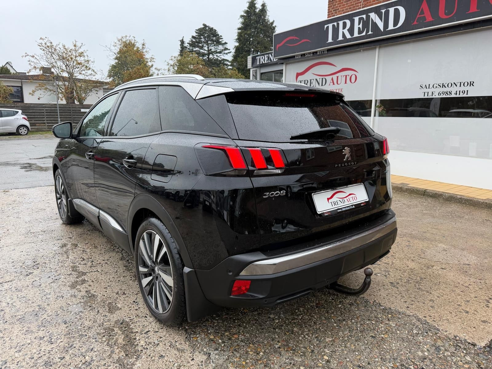 Sort Peugeot 3008 fra 2020