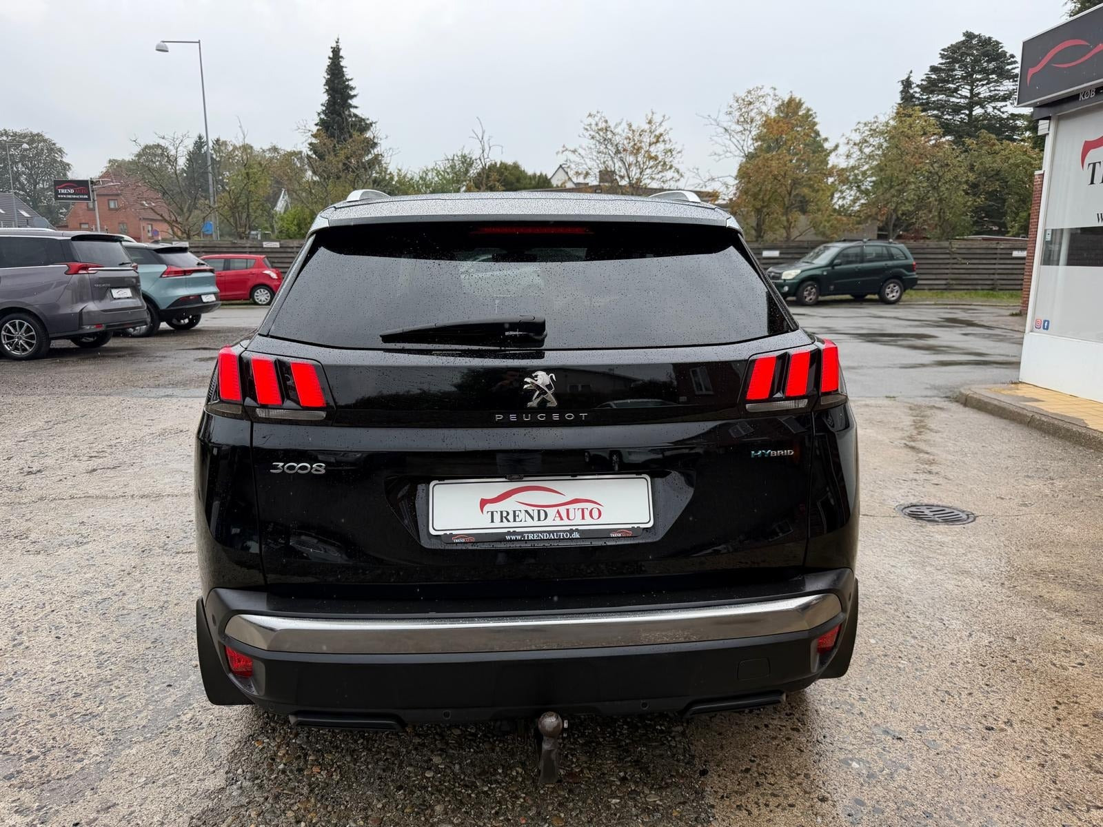 Sort Peugeot 3008 fra 2020