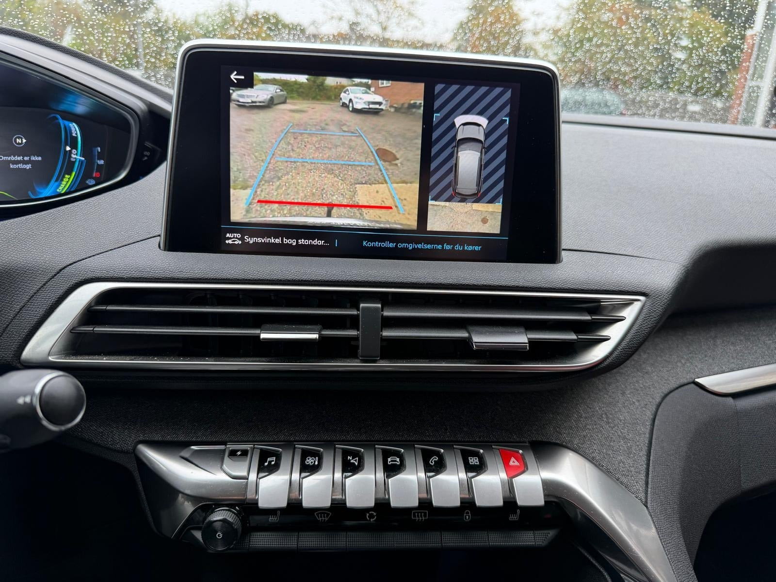 Sort Peugeot 3008 fra 2020