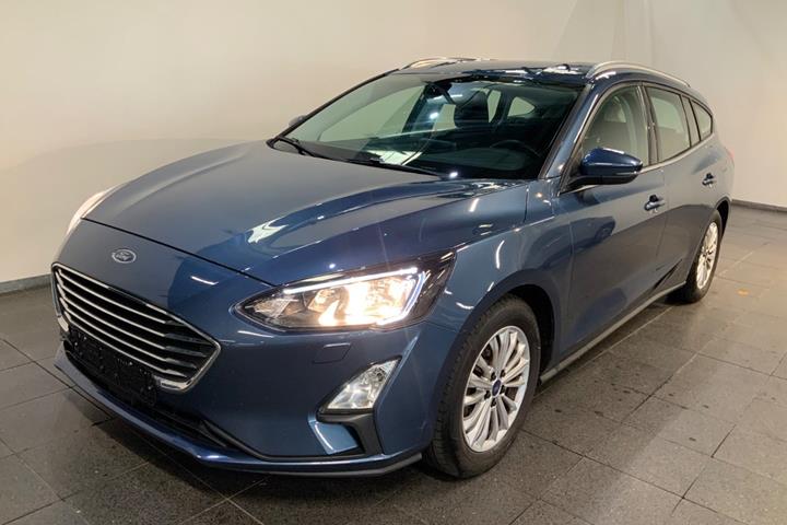 Blå Ford Focus fra 2019 set udefra