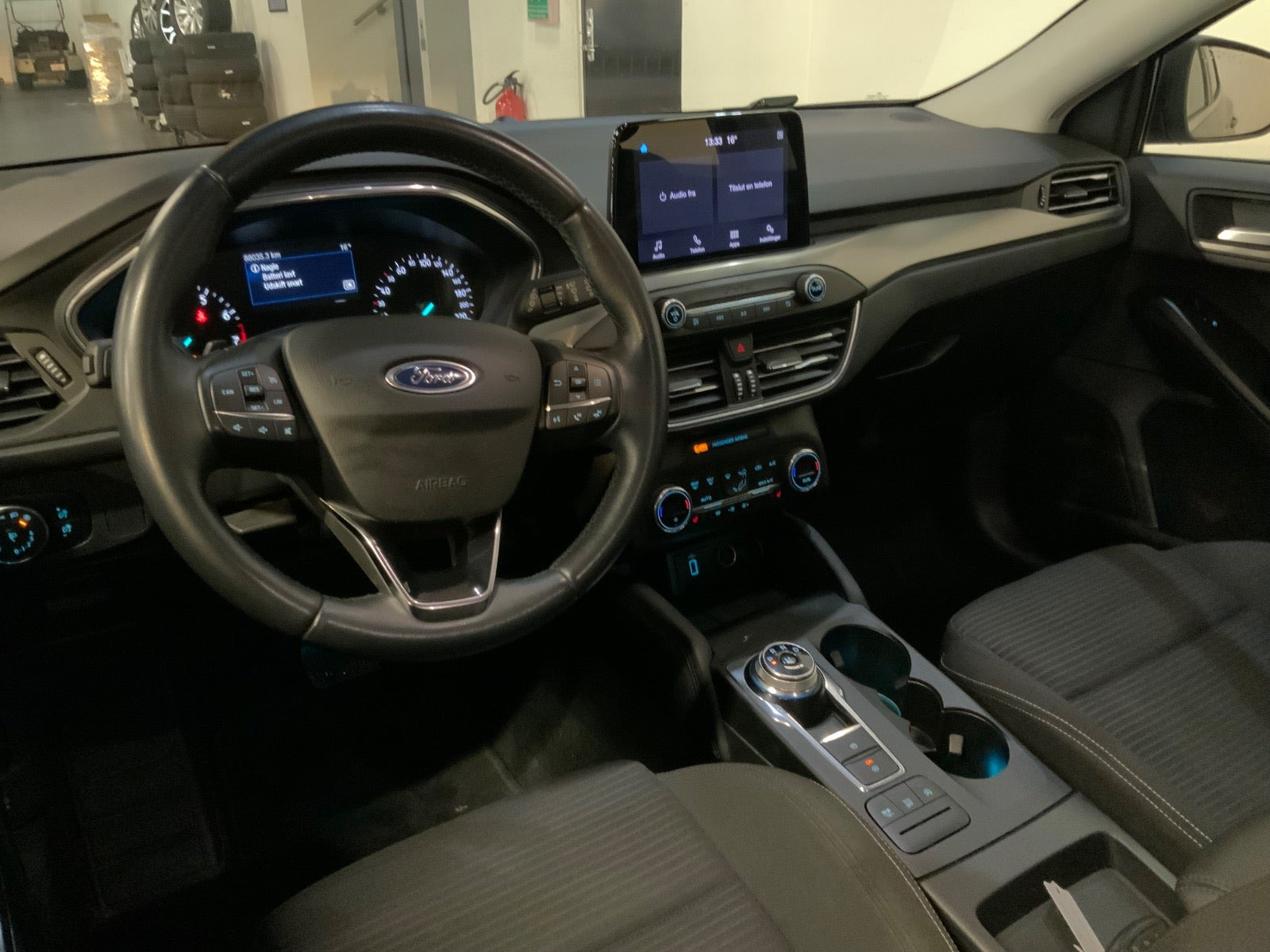 Blå Ford Focus fra 2019
