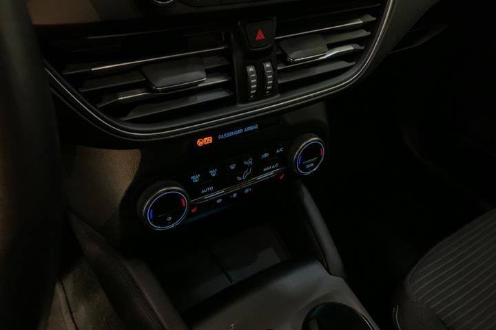 Blå Ford Focus fra 2019