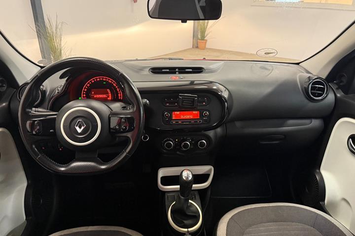 Orange Renault Twingo fra 2017