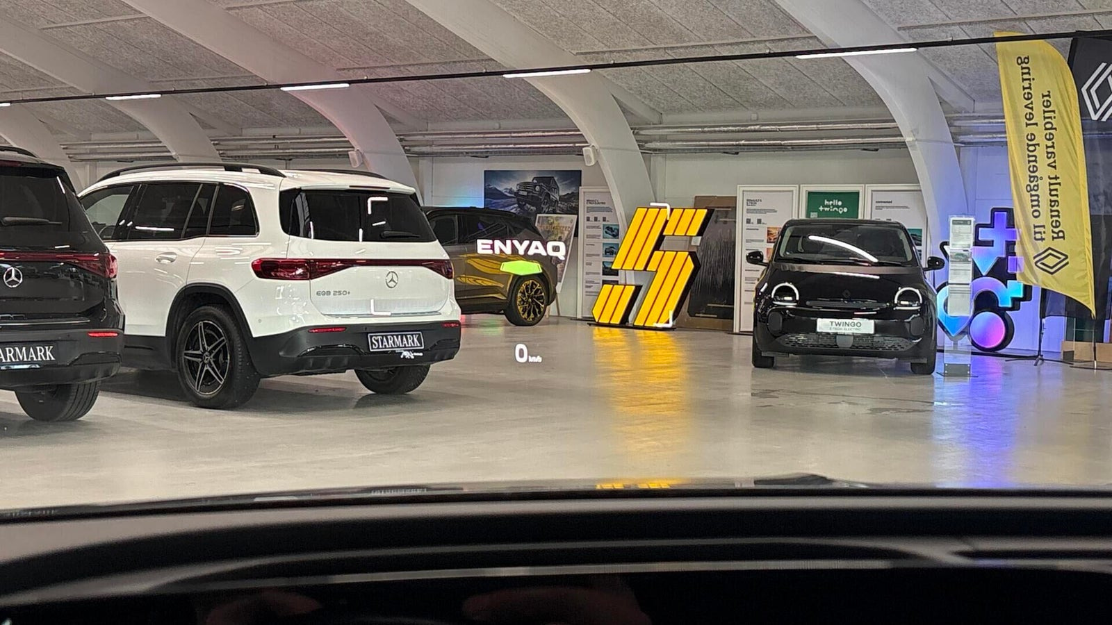 Grå Skoda Enyaq fra 2022